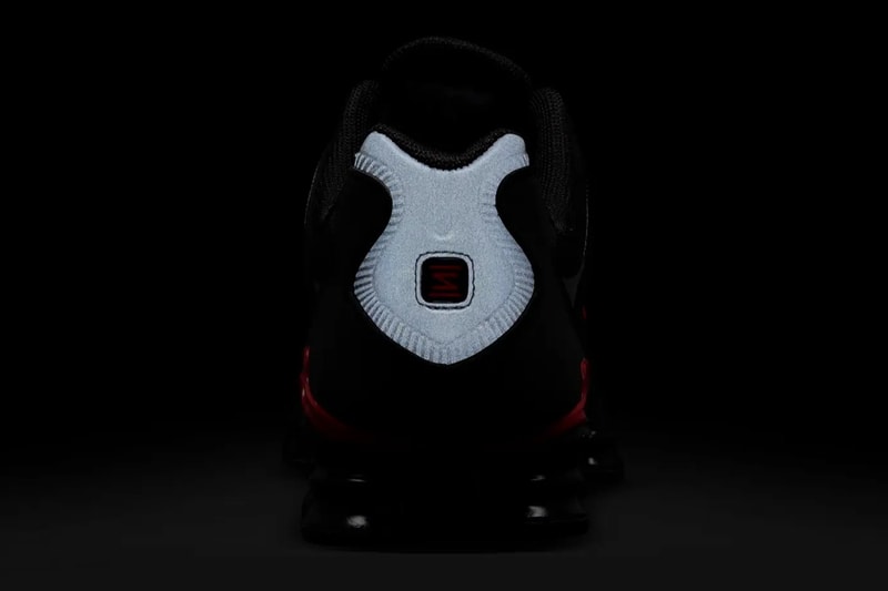 Nike Shox TL 全新配色「Black/University Red」官方圖輯正式發佈